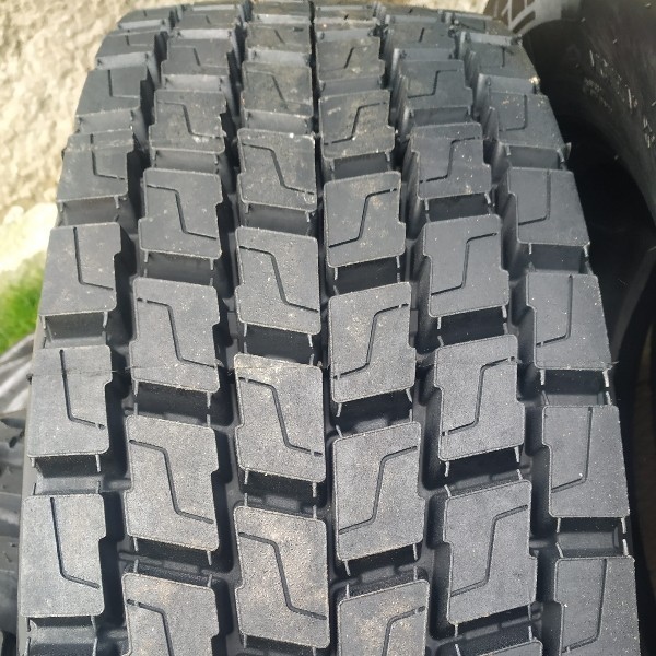 315/70 R 22,5 DE2 (PROTEKTOR)